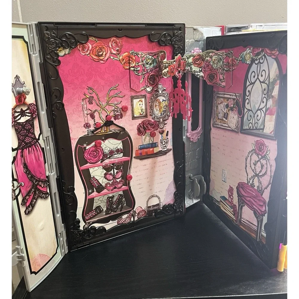 Mattel Ever After High Thronecoming Briar‎ Beauty Playset